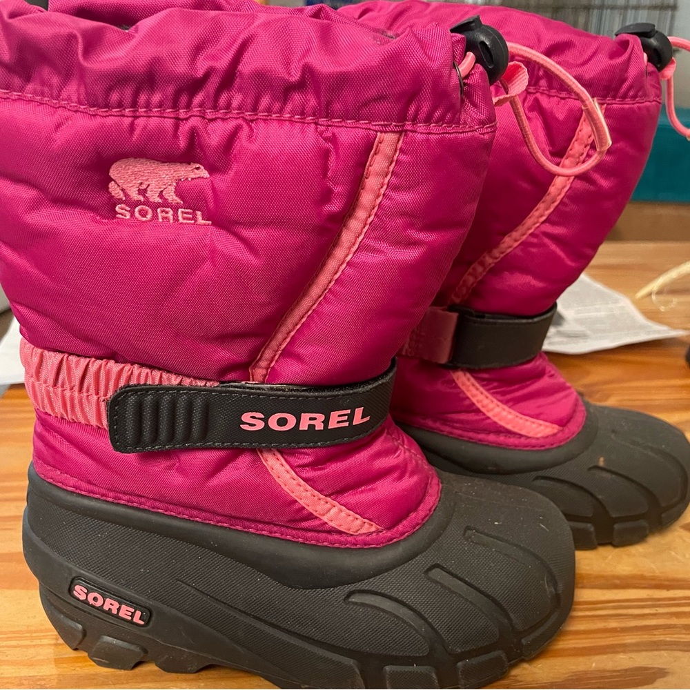 Sorel Insulated Snow Boots Pink Big Kids USA Size 1